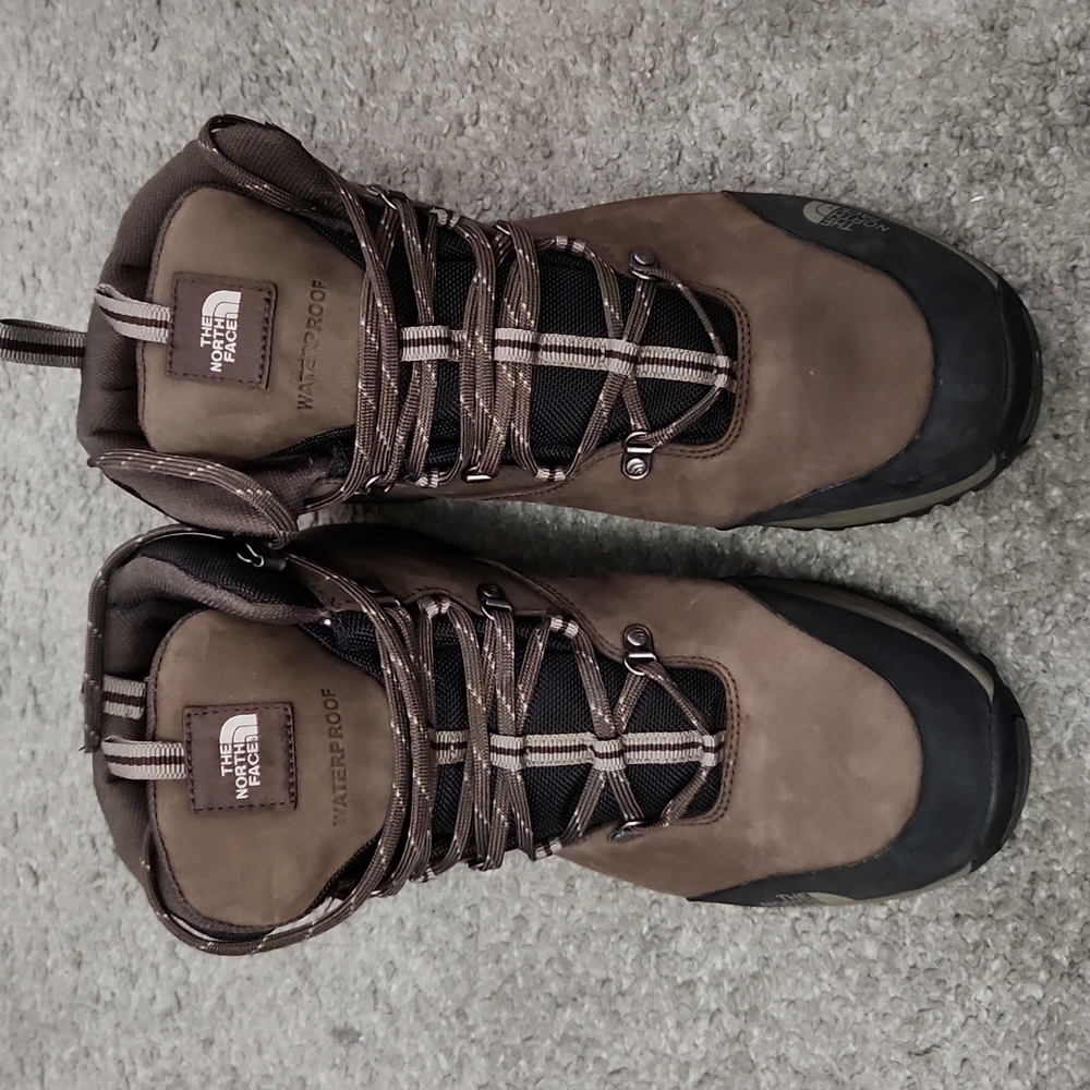 THE NORTH FACE WATERPROOF ULTRA TAC MEN'S BROWN BOOTS..